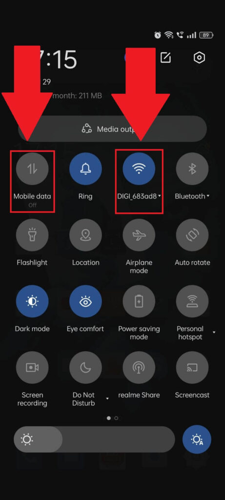 Switch between Wi-Fi and Mobile Data