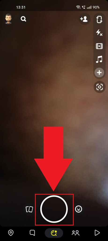 Snapchat screenshot showing how a user can take a snap.