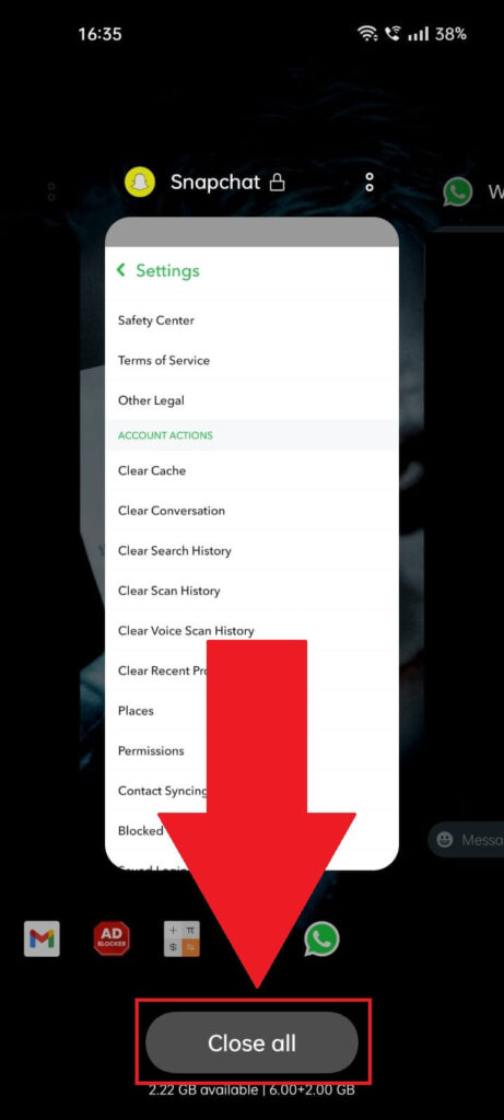 Image on a phone settings menu screen where one can close all open apps, with the "Close all" menu option highlighted.