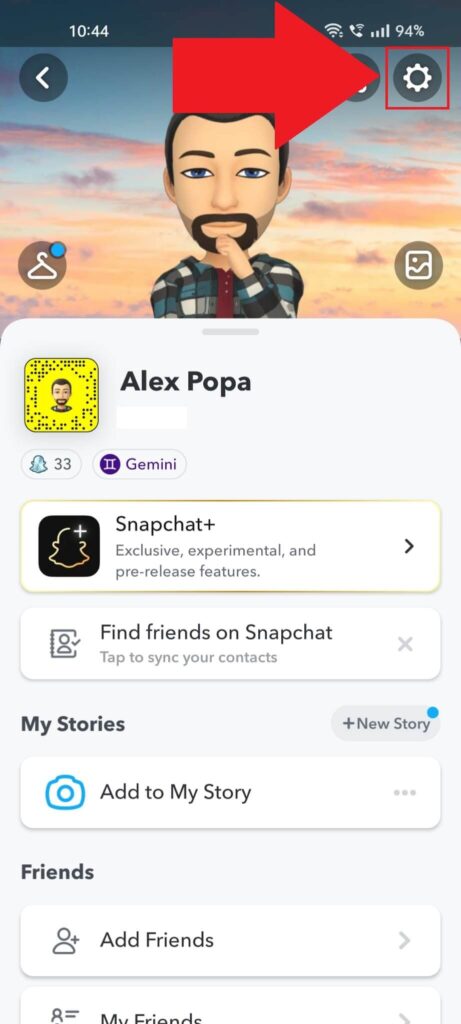 Snapchat page where the Gear icon is highlighted.