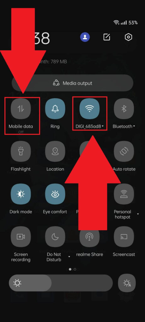 Switch between WiFi and Mobile Data