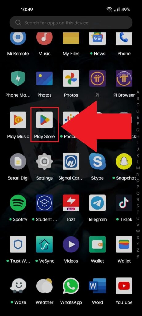 Android phone app list showing the "Play Store" app highlighted