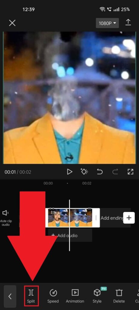CapCut video editing screen showing the "Split" option highlighted