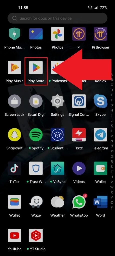 Android app list showing the "Play Store" app highlighted in red