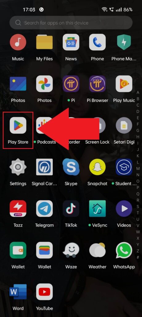 Android phone app list showing the Play Store app highlighted