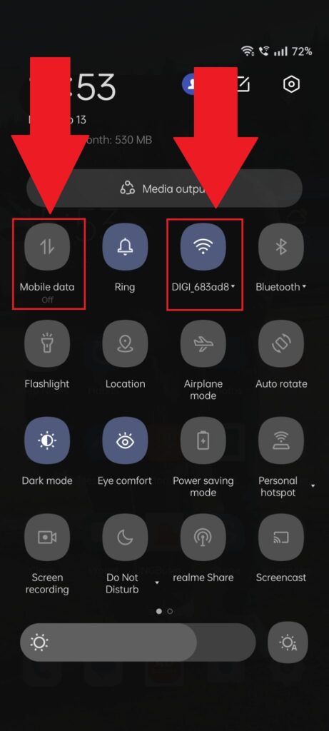 Android Quick Menu showing the Wi-Fi and Mobile Data options highlighted