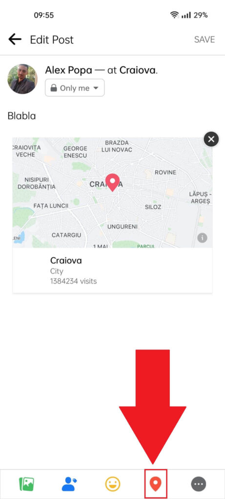 Messenger post settings where the Location icon at the bottom is highlighted in red and has a red arrow pointing to it